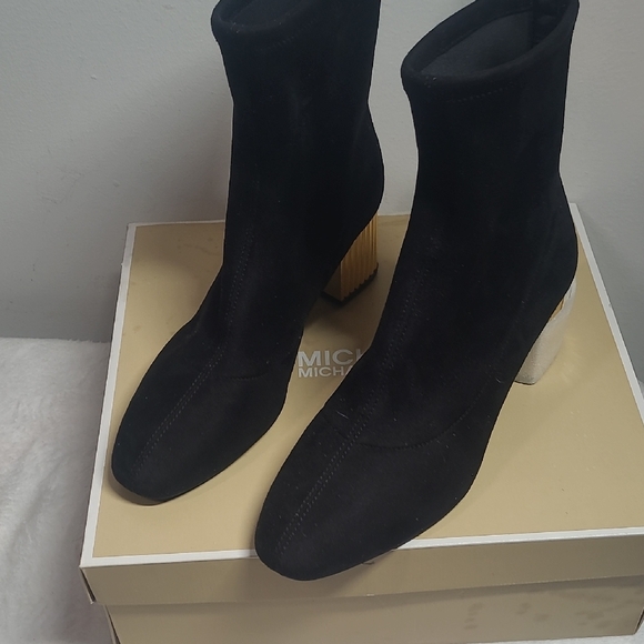 Michael Kors Black Ankle Boots - Picture 1 of 8